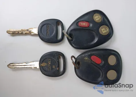 2004 GMC Sierra 2500Hd Slt z USA, uszkodzony, nr VIN 1GTHK29104E213804